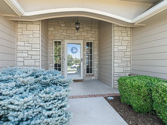 4th image of 2312 N Sawgrass Cir