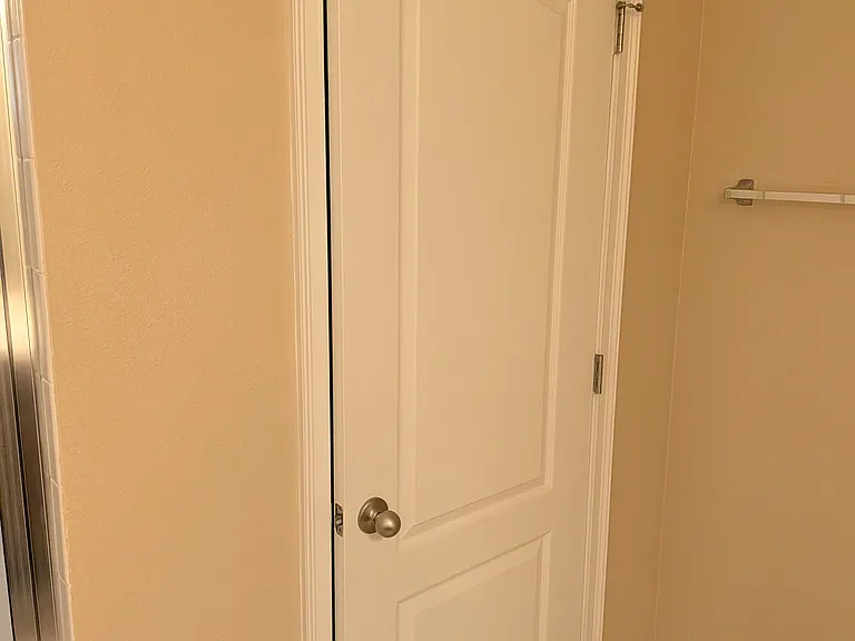 11517 Quiet Forest Dr — Photo 16