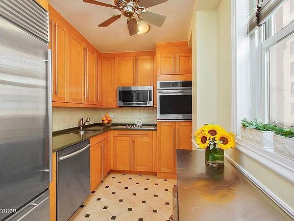 3rd image of 433 E 56th St APT 12B