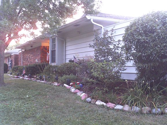 3rd image of 5878 Troy Villa Blvd
