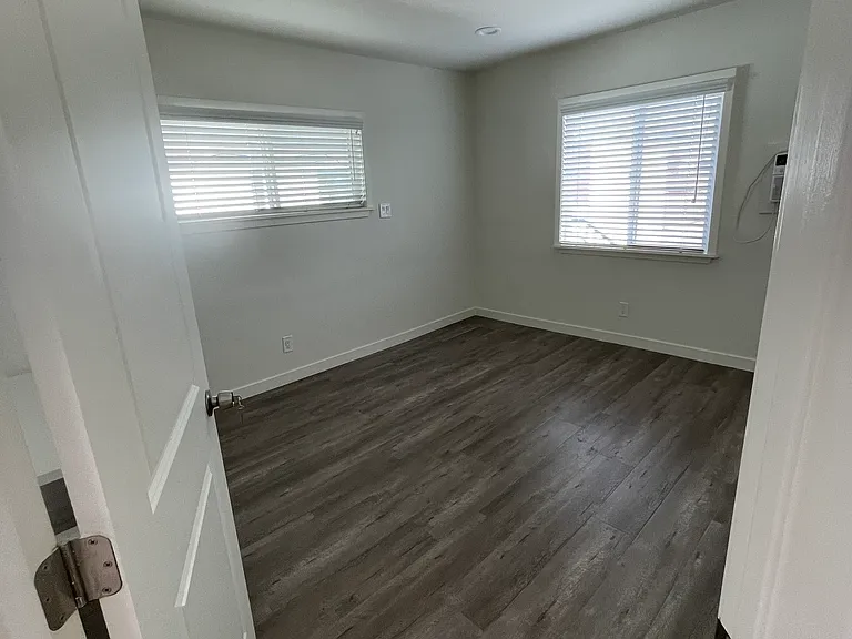 1150 S Mariposa Ave #3 — Photo 6