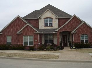 10904 Hawkins Home Blvd, Benbrook, TX 76126