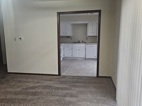 Dining room into kitchen
