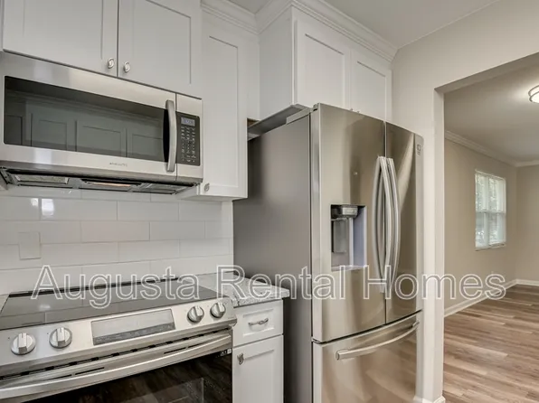 1402 Johns Rd #B, Augusta, GA 30904