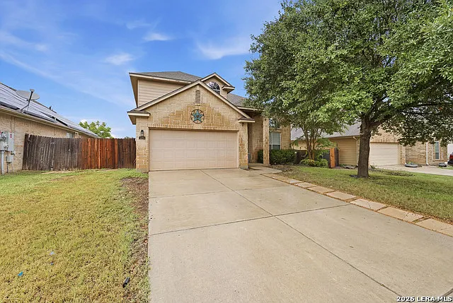 2429 Angelina Dr — Photo 34