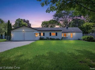 3003 Longview Ave, Rochester Hills, MI 48307
