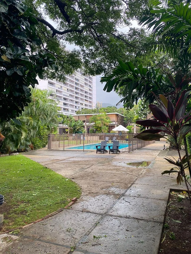 Your 1 Bedroom, 1 Bath, Island Oasis in the Heart of Honolulu — Photo 1