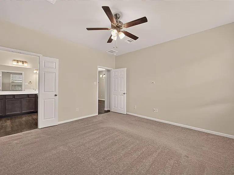 13129 Leisure Cove Dr — Photo 27