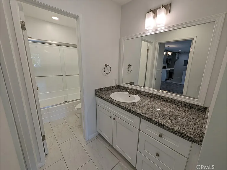 5460 White Oak Ave #G222 — Photo 14