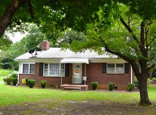 138 McMillin Blvd, Boiling Springs, SC 29316