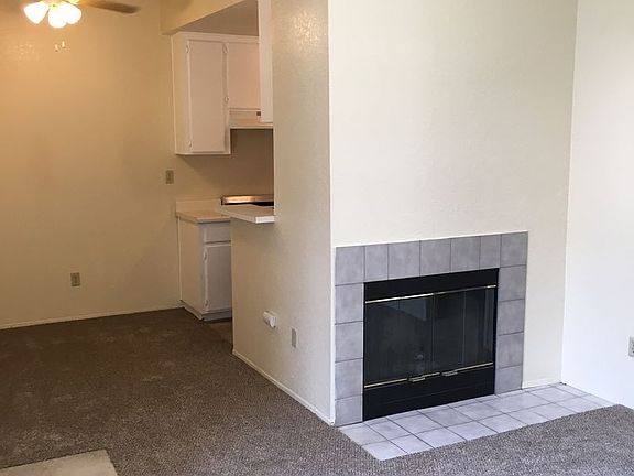 2nd image of 4239 Menlo Ave APT 5