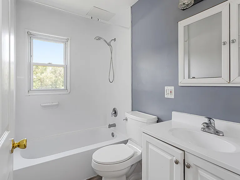 102 Island Ave — Photo 24