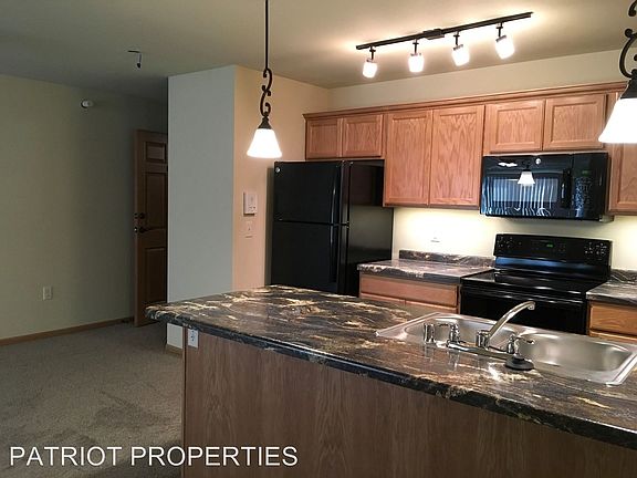 5th image of 1010 Berry Ave APT 317