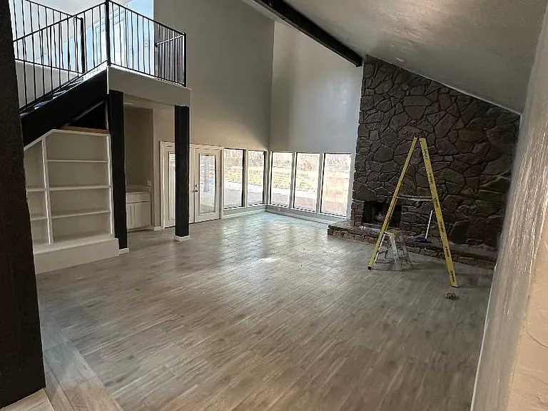 11609 Twisted Oak Rd — Photo 5
