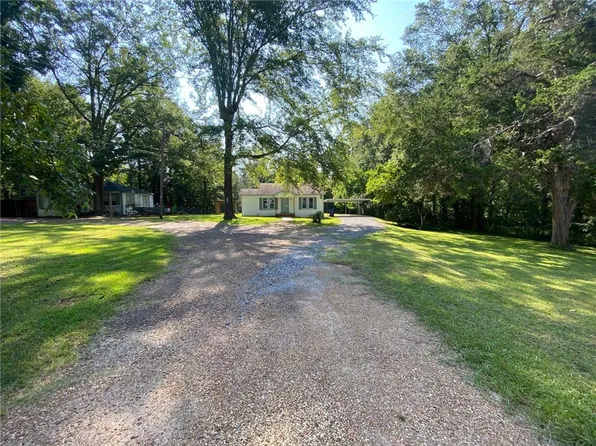 341 Peyton St, Jena, LA 71342