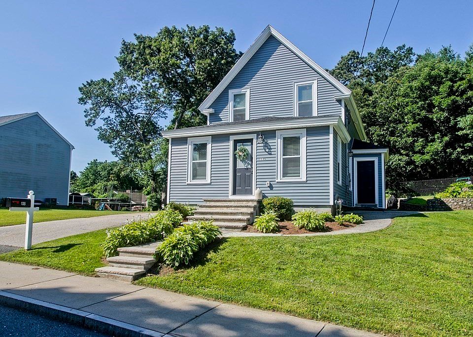 135 Wachusett St, Franklin, MA 02038 Zillow