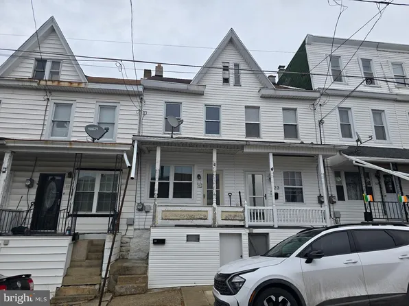 321 S Beech St, Mount Carmel, PA 17851