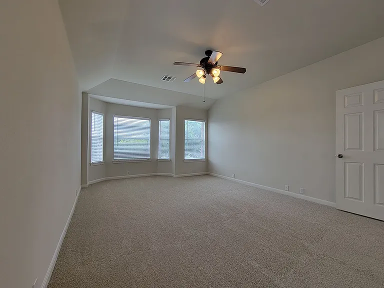 3430 Shiraz Loop — Photo 24