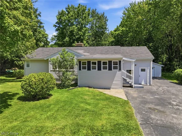 2542 Circle Dr, Painesville, OH 44077