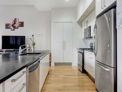 4 Beacon Way APT 200, Jersey City, NJ, 07304