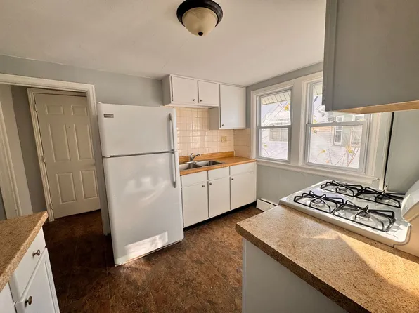 1811 54th Street, 1811 54th St #2, Kenosha, WI 53140