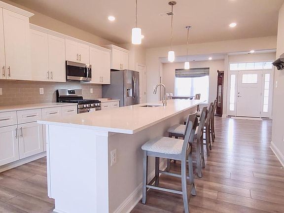 4th image of 31353 Olney Way