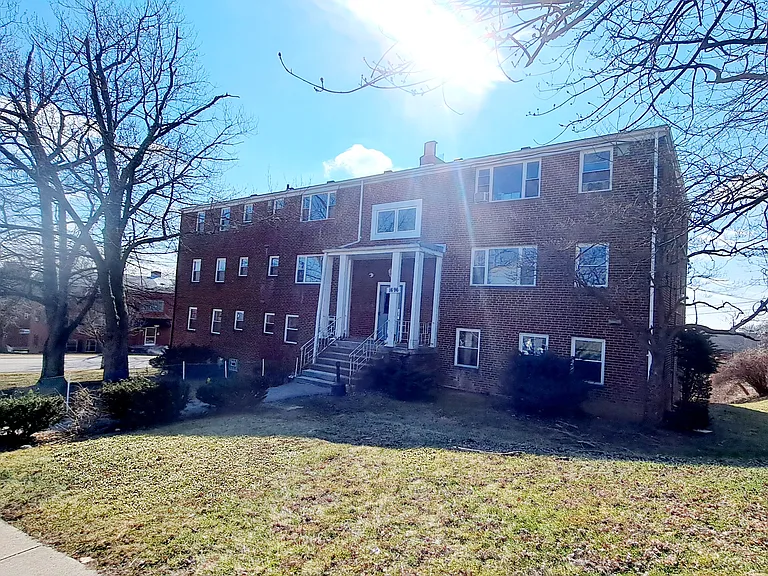 1696 Skyline Dr #14 — Photo 15