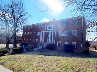 1696 Skyline Dr #7, Pittsburgh, PA 15227
