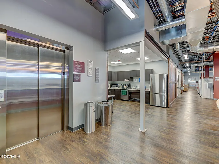 50 E Main St #3 — Photo 16
