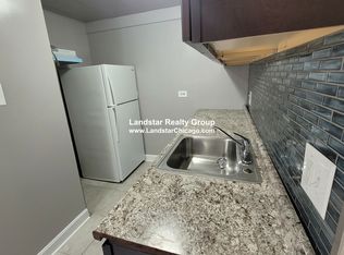 9630 Ivanhoe Ave APT 2, Schiller Park, IL 60176