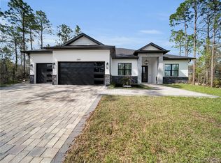 3889 W Hampshire Blvd, Citrus Springs, FL 34433