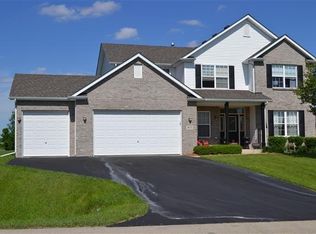 3671 Foxglove Ln, Winnebago, IL 61088