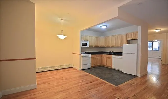 Rented by Maz Group NY | media 10