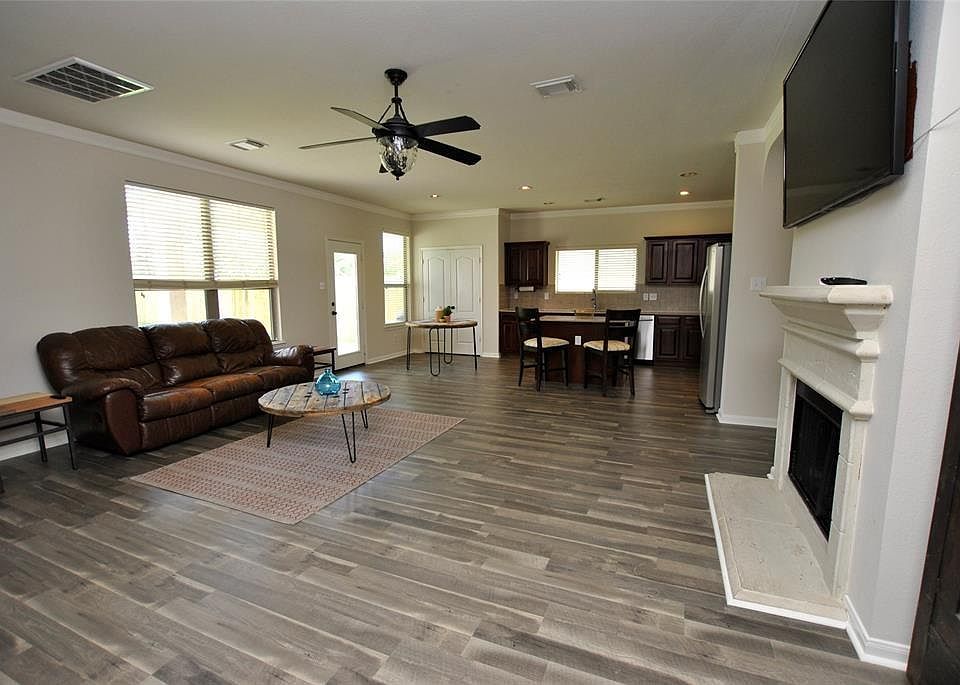 1st image of 16518 White Heron Ct