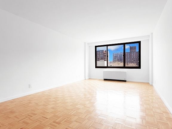 3rd image of 470 Lenox Ave APT 8T
