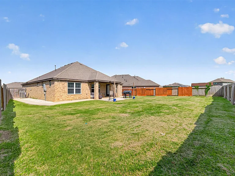 16307 Rockdale Landing Dr — Photo 33