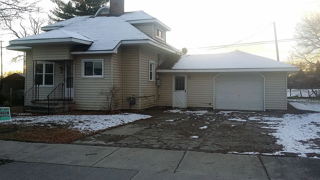 430 Helen St, Alpena MI - Owner Finance Home