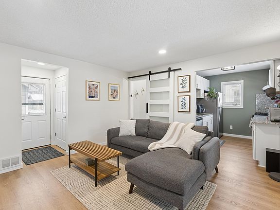 2nd image of 408 1st Ave NE