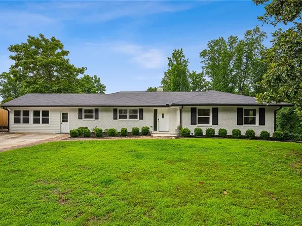 5638 Sherrell Dr, Atlanta, GA 30342