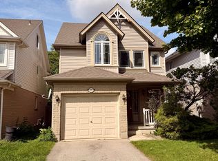 881 Blacksmith St, London, ON N6H5R5