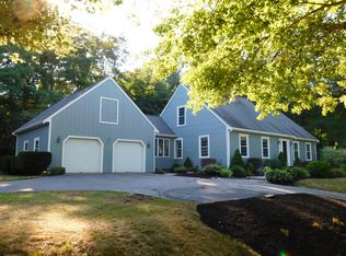 1 Old Powder House Rd, Lakeville, MA 02347