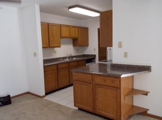 17050 Sandalwood Creek Dr APT C, Glencoe, MO 63038