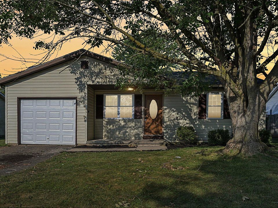 1st image of 103 Andrew Ct W