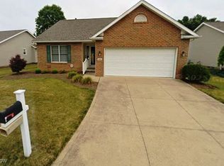 1421 Presidents St, Louisville, OH 44641