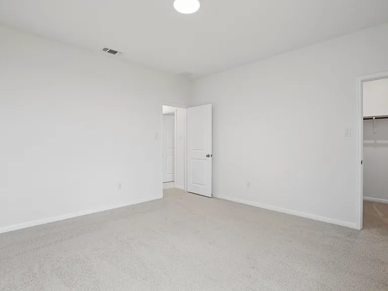 6409 Mary Lewis Dr — Photo 2