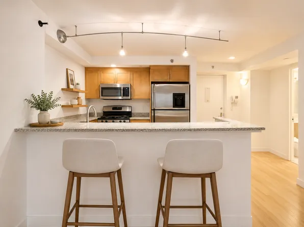 53 Boerum Pl APT 4D, Brooklyn, NY 11201