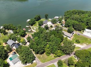 15000 Bittersweet Ln, Unionville, MO 63565