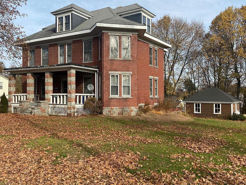 2nd image of 477 Essex St