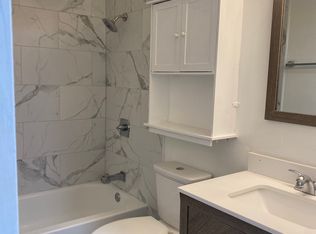 1001 Spring St #1003B, Mount Airy, NC 27030