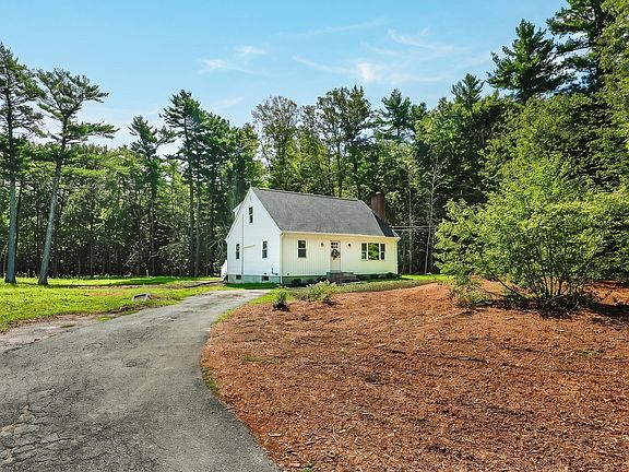 2nd image of 8 Tabor Ln